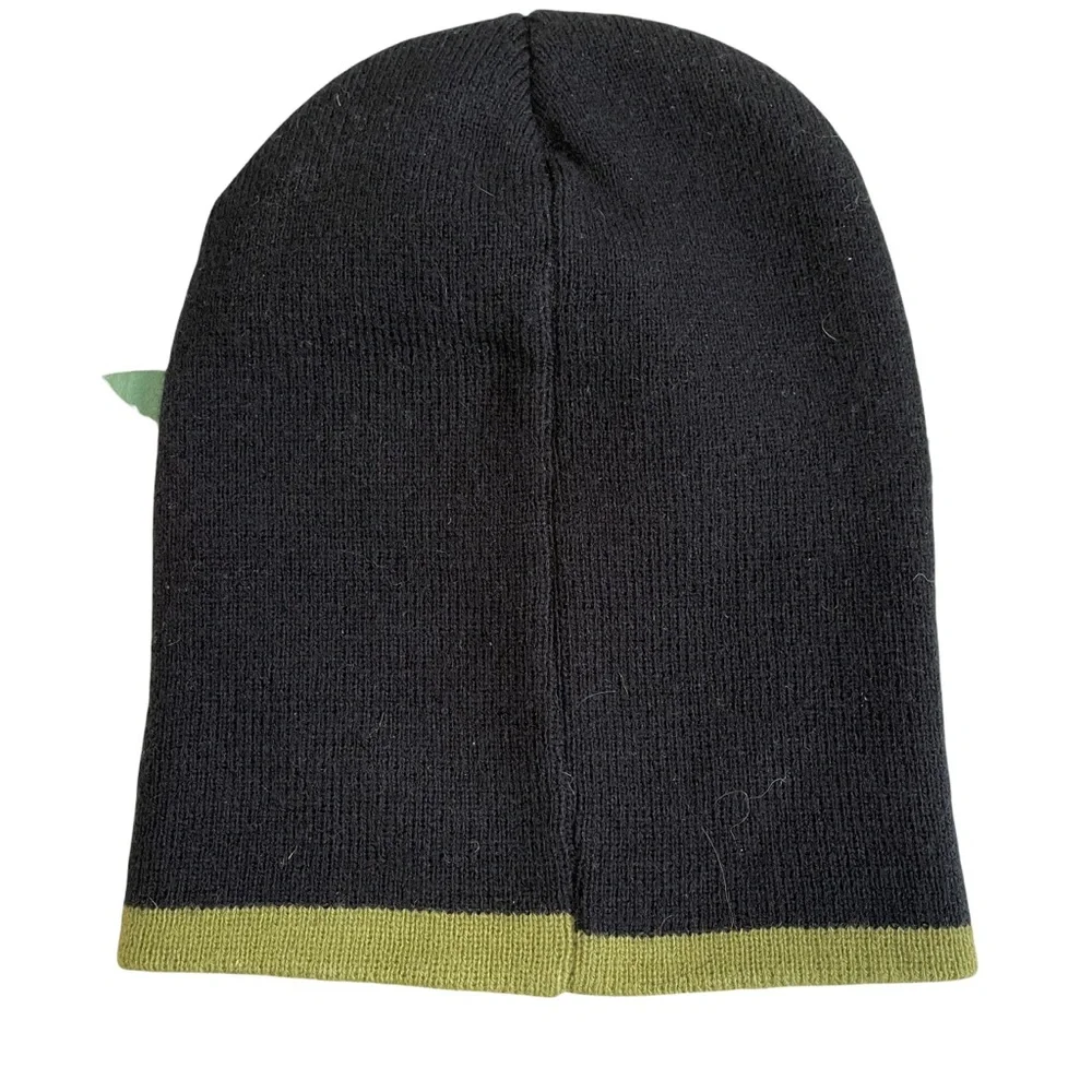 STAR WARS The Mandalorian child peek beanie cap hat